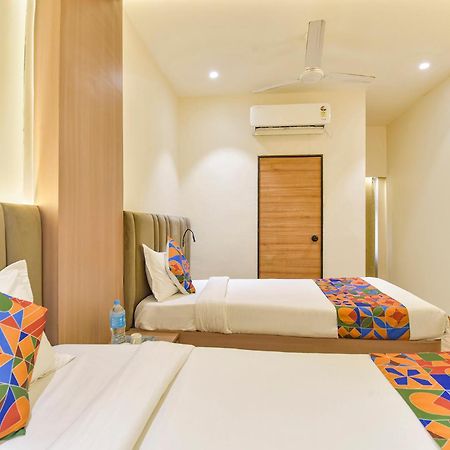 Fabhotel Kesar Indore Exteriör bild