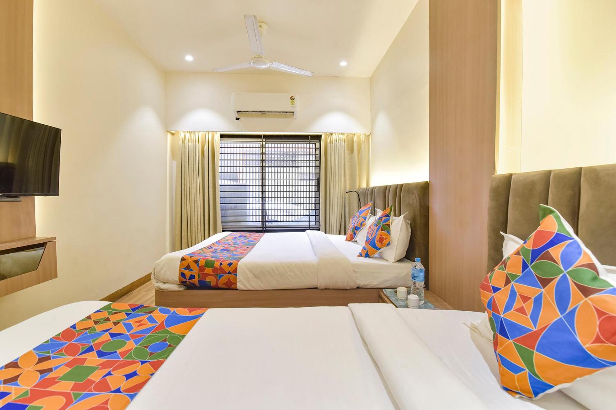 Fabhotel Kesar Indore Exteriör bild